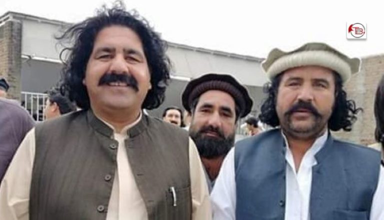 تیرگواری ءَ چَہ زدگ بیتگیں پشتون تھپز مومنٹ(پی ٹی ایم) رھشون آرپ وزیر بیران بیتگ