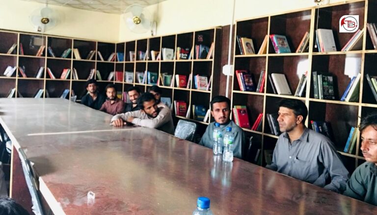پبلک لائبریری بسیمہ ءِ نیمگ ءَ نیاد، نیاد ءِ سر ھال انیگیں دور ءِ ورنایانی کرد ءُ زمہ واری بیتگ