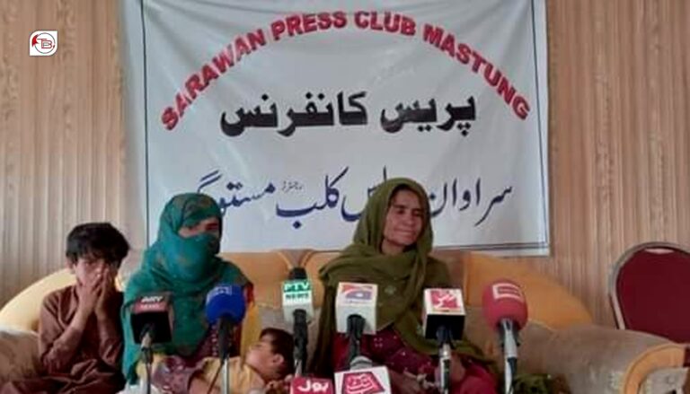 مستونگ ءَ پولیس ءِ زوراکیانی بگیری ءَ یک کھولے ءِ زالبولاں پریس کانفرنس کرتگ