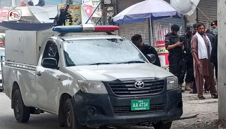 گوستگیں روچ ءَ خیبرپختونواہ ءَ سلاہ بندیں مردماں پولیس ءِ سر ءَ اُرش کرتگ