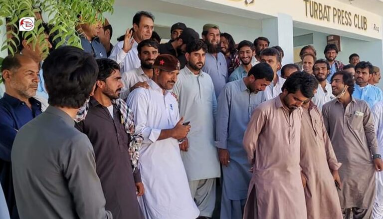 تربت ءَ سیمسر ءِ بندی ، ٹوکن سسٹم ءُ ٹریڈ یونین بگیری ءَ پریس کلب دیم ءَ زھرشانی کتگ