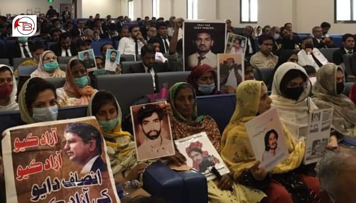 کراچی : زورانسری آوار جنی ءِ بگیری ءَ گپ ءُ تران بلوچستان ءِ بیگواھیں مردمانی کھولاں بھر زرتگ