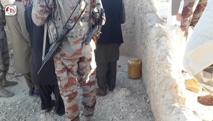 پنجگور ءَ بمبے دزکپتگ، پولیس ءَ بے سوب کُتگ