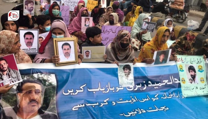 کراچی ءَ عبدالحمید زھری ءِ یل کنائینگ ءِ ھاتر زھرشانی