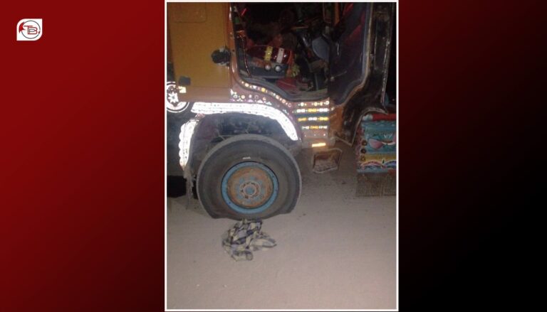 ڈیرہ بگٹی ریک بروکیں ٹرک ءِ سرءَ اُرش کنڈکٹر بیران، ڈرائیور بیگواہ
