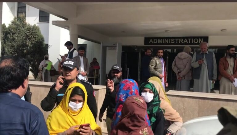 شال ءَ زالبولانی روچ ءِ دارگ ءِ ھاتر ءَ نودربراں واکدارانی نیمگ ءَ بیھار