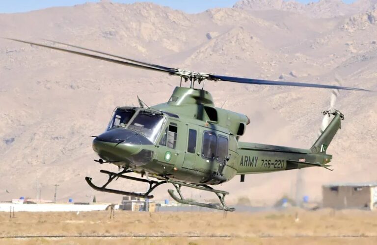 وندر: پاکستانی پوج ءِ ھیلی کاپٹر کپتگ، پوجی اپسراں ھوار شش کارمند بیران بیتگ اَنت