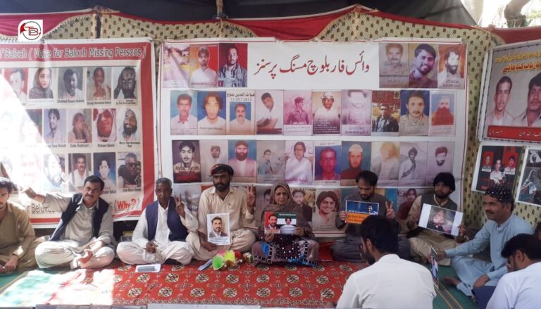 پاکستان بلوچستان ءِ تہ ءَ بے کساس ءَ تاکت کارمرز کنگ ءَ اِنت – ماما قدیر بلوچ