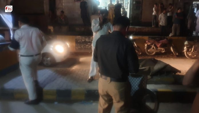 کراچی : پولیس پانگس سر ءَ دزبمب اُرشے بوتگ