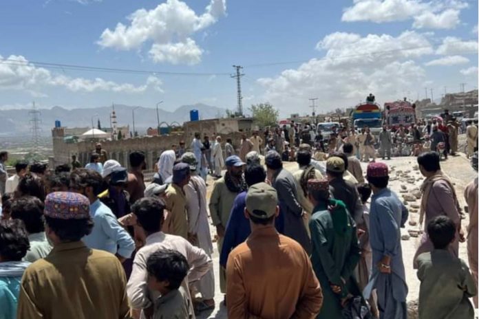 شال ءَ توپان آماچیں مردمانی زھرشانی، بنجاھی شھدگ بند