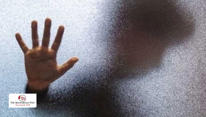 پنجگور: لیویز کارمنداں سرکاری کارگس ءِ تہ ءَ سَے گونڈوانی گوم ءَ بدکاری کتگ