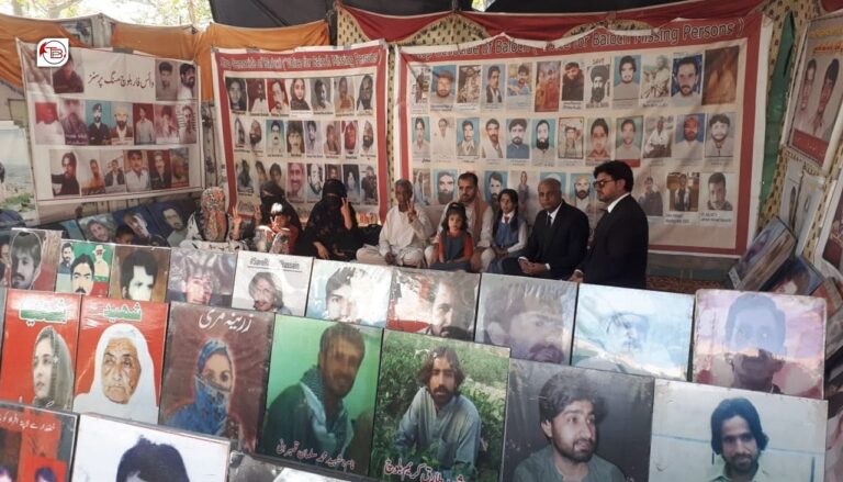 میان استمان پاکستان ءِ سر ءَ اوست مہ داریت ءُ وتی مشن ءَ بلوچستان ءَ دیم بہ دنت – ماما قدیر