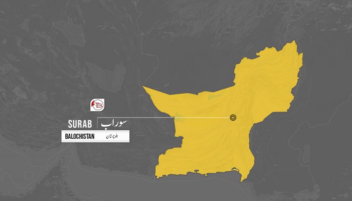 سوراب: سلاہ بندیں مردماں ڈی ایس پی ءِ گاڑی ءِ سر ءَ اُرش کرتگ