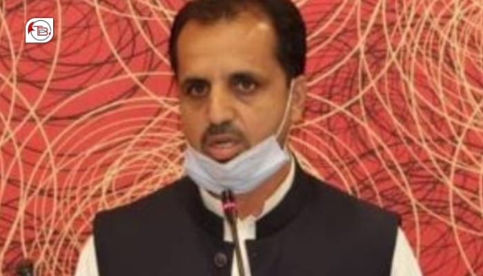 چہ بلوچ سلاہ بندیں گلاں پاکستانی کارمندانی یل کنگ ءِ دزبندی ءَ کن ایں – نصراللہ بلوچ