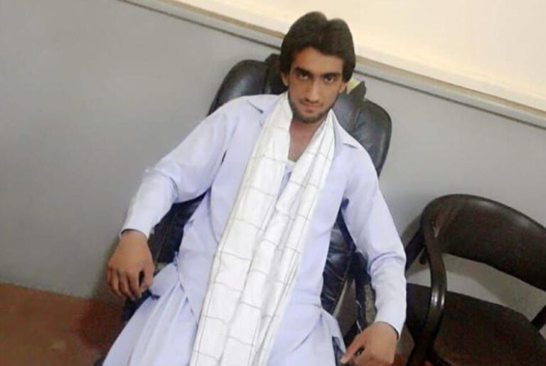 روکپتی بلوچستان: ایرانی آمیدگس ءِ پرمان ءَ سَے بندیگ پاھو دیگ بیتگ اَنت