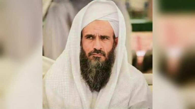 داں دو شمبے ءَ منی آجوئی ءِ گپ گوشدارگ نہ بیت اَنت داں ھما وھد ءَ شد داں مرگ ءِ ھرتال ننداں – مولانا کوھی
