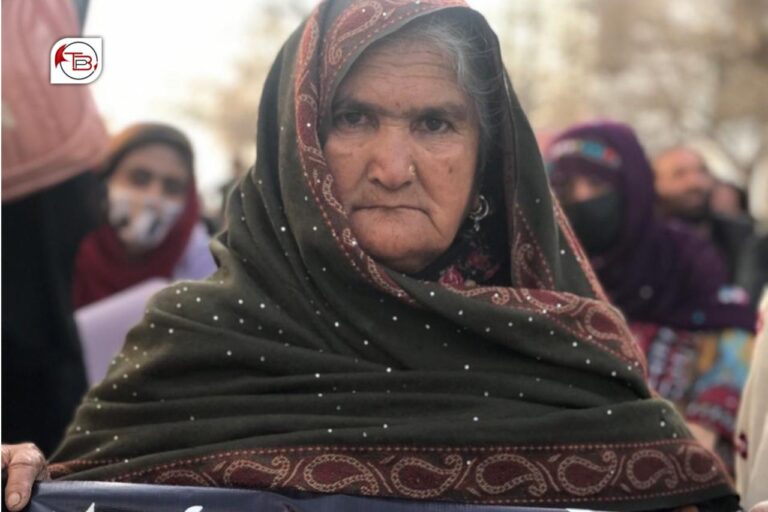 پوج ءِ دیم قرآن ایر کُتگ بلے آھاں من ءَ جتگ ءُ بے ھوش کُتگ – بی بی بس حاتون