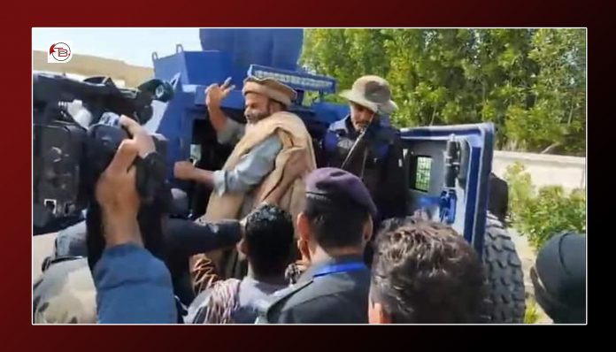 جمھوری دروشم ءَ چہ وتی ھکانی لوٹوک بندیگ کنگ بنت- ھدایت الرحمان بلوچ