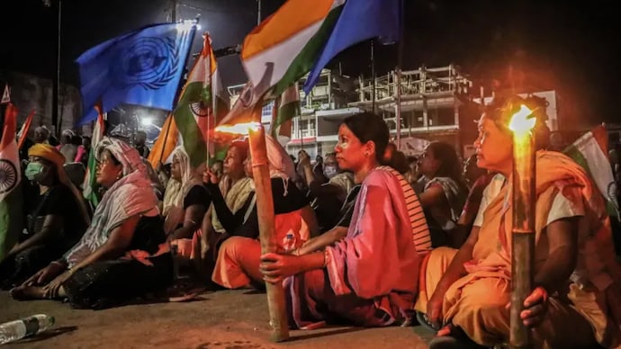 منی پور ءُ زالبولانی لٹ ءُ کُٹ کنگ ءِ ھلاپ ءَ نندانک، سروزیر ءِ دزکش کنگ ءِ لوٹ