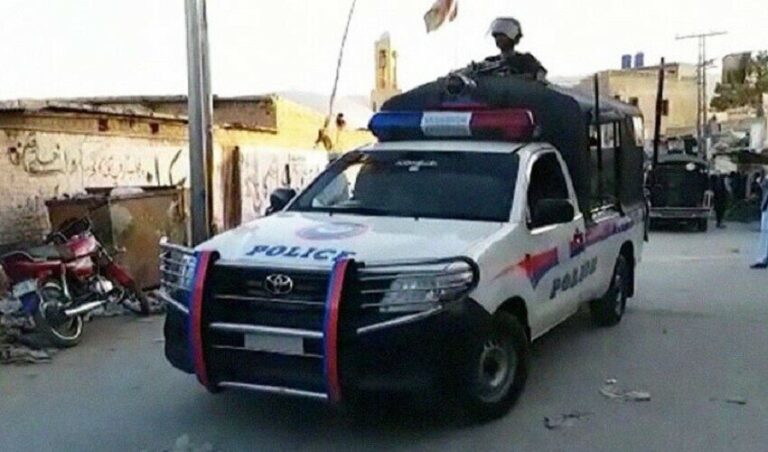 ھزدار ءَپولیس کارمندانی سر ءَ اُرش، شال دزبمب ءِ دز کپتگ