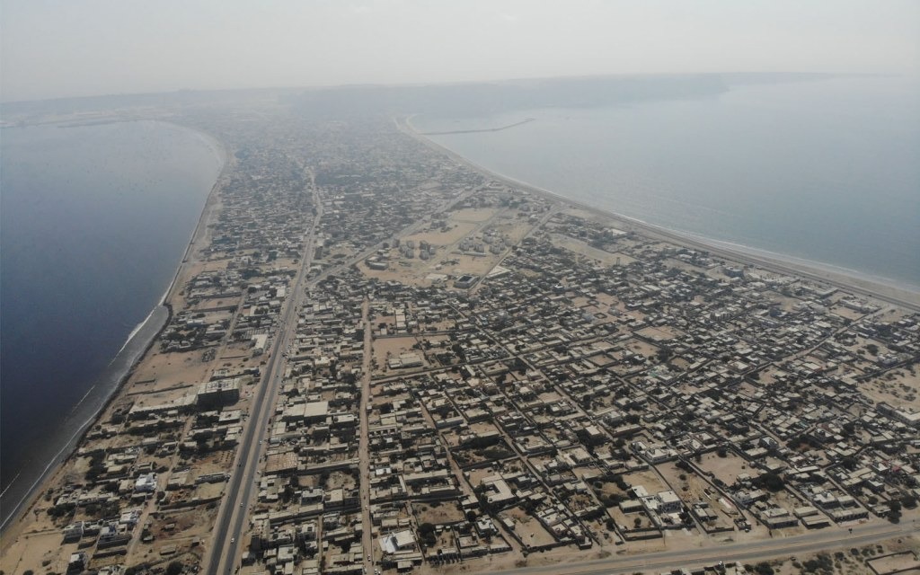 گوادر: روکپتی بلوچستان ءَ بندوکیں پنچ کس پورسز ءَ دزگیر کتگ انت