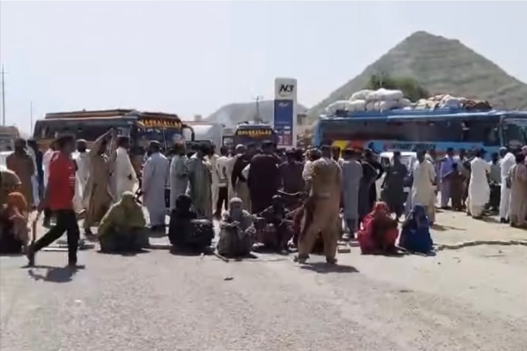 ھب : سلاہ بندیں مردماں میتگ سر ءَ اُرش کتگ، دو ٹپی ، کھول ءِ زھرشانی