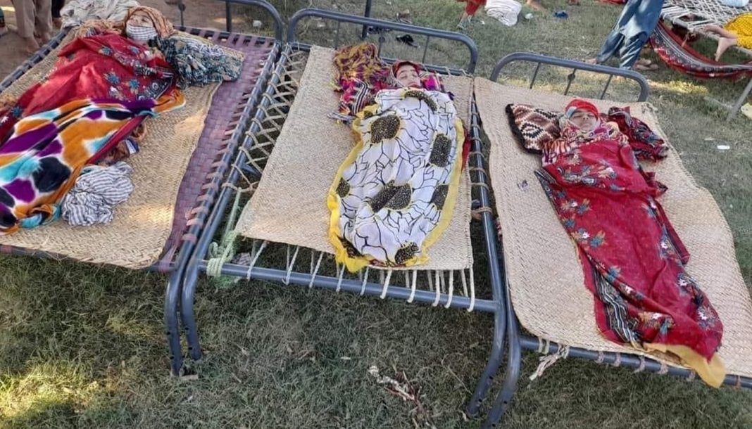 ڈیرہ گازی ھان: سَے جنک ڈیم ءَ بڈ اتگ ءُ بیران بیتگ اَنت