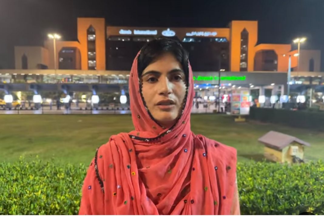 کراچی: ماہ رنگ بلوچ ءُ من لٹ ءُ کٹ کنگ بیتگ اِنت- سمی دین بلوچ