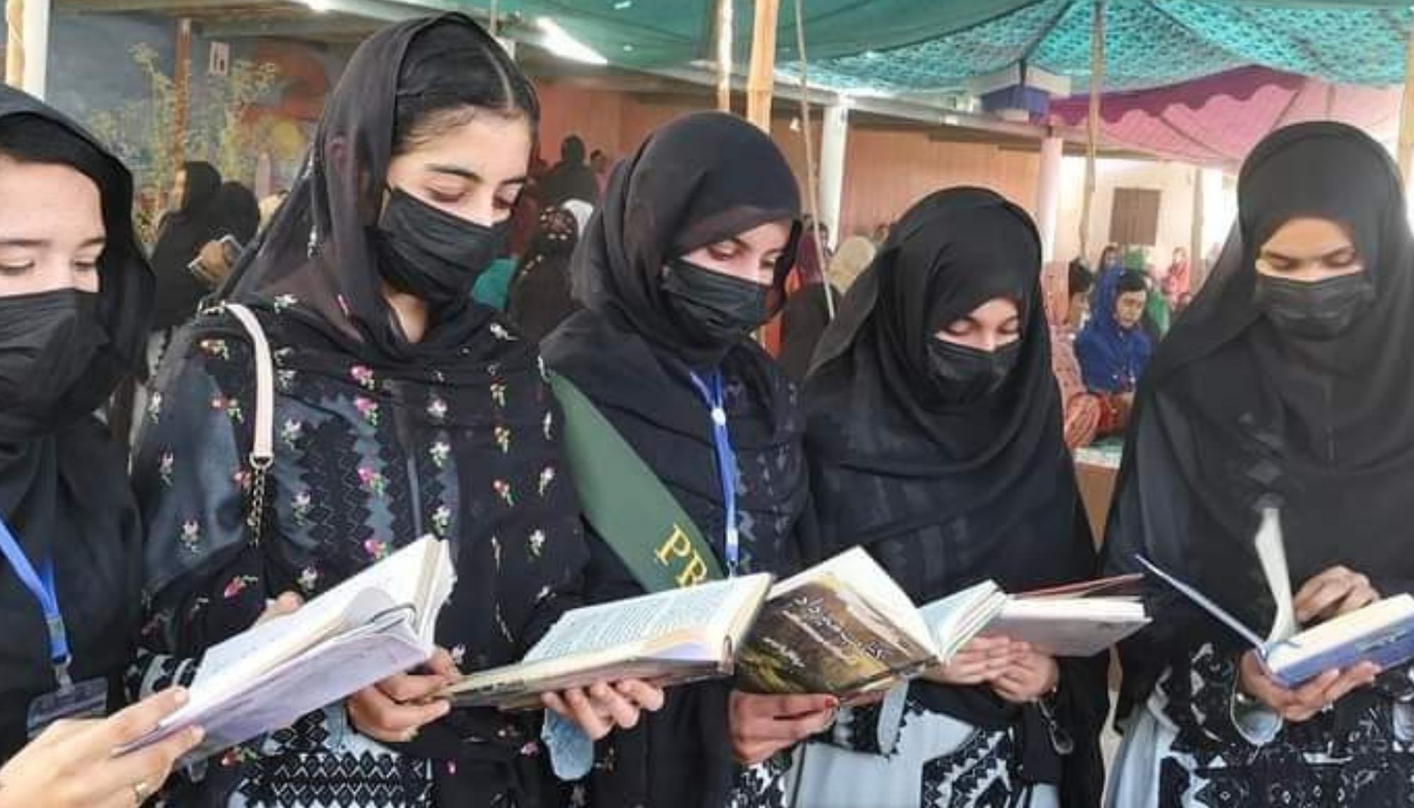 پنجگور: کتاب میلہ ءَ دومی روچ ءَ جنکاں بازیں کچے ءَ بھر زرتگ