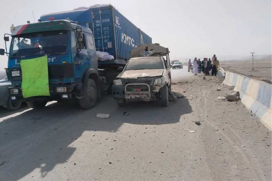قلعہ عبداللہ: لیویز پورس ءِ گاڑی ءِ سر ءَ بمب تراک