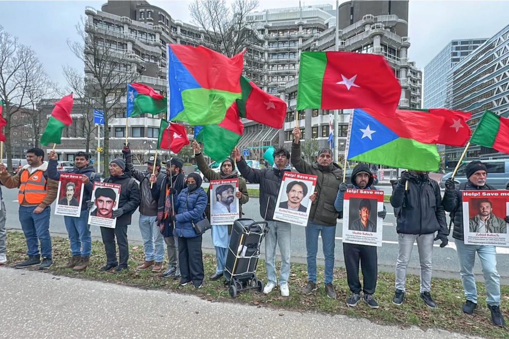 ڈچ سرکار ماں بلوچستان ءَ پاکستان ءِ زوراکیانی سر ءَ تچکیں دیدانکے بہ دار ایت- بی ین ایم