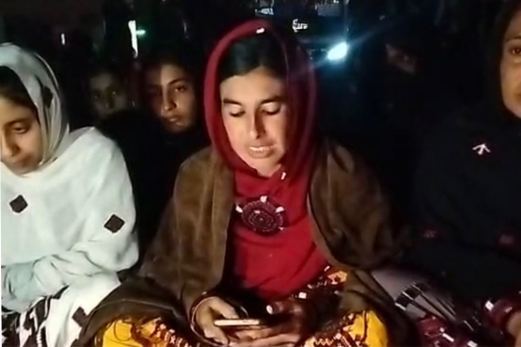 ھب چوکی : بیگواھیِں ورنا یل بیگ ءَ پد نندانک آسر بیتگ