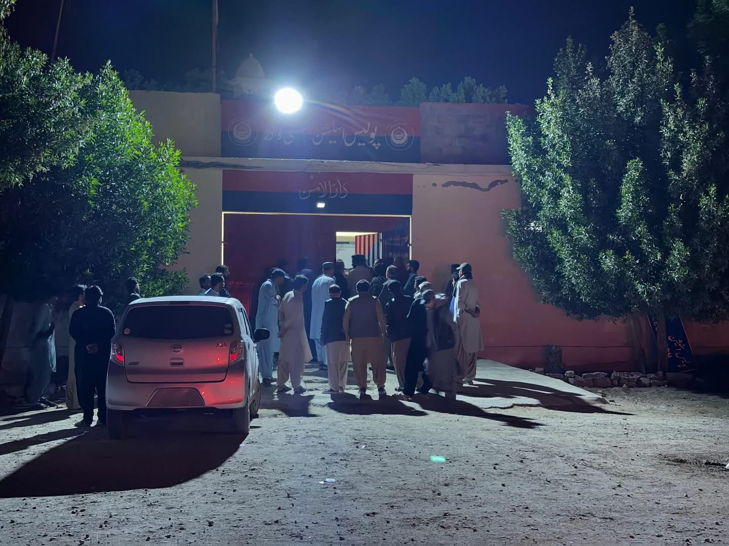 گوادر ءَ کتاب میڑہ ءَ چہ دزگیر بیتگیں نودربر چہ چیریں ادارھانی تھانہ ءَ جُست ءُ پُرس