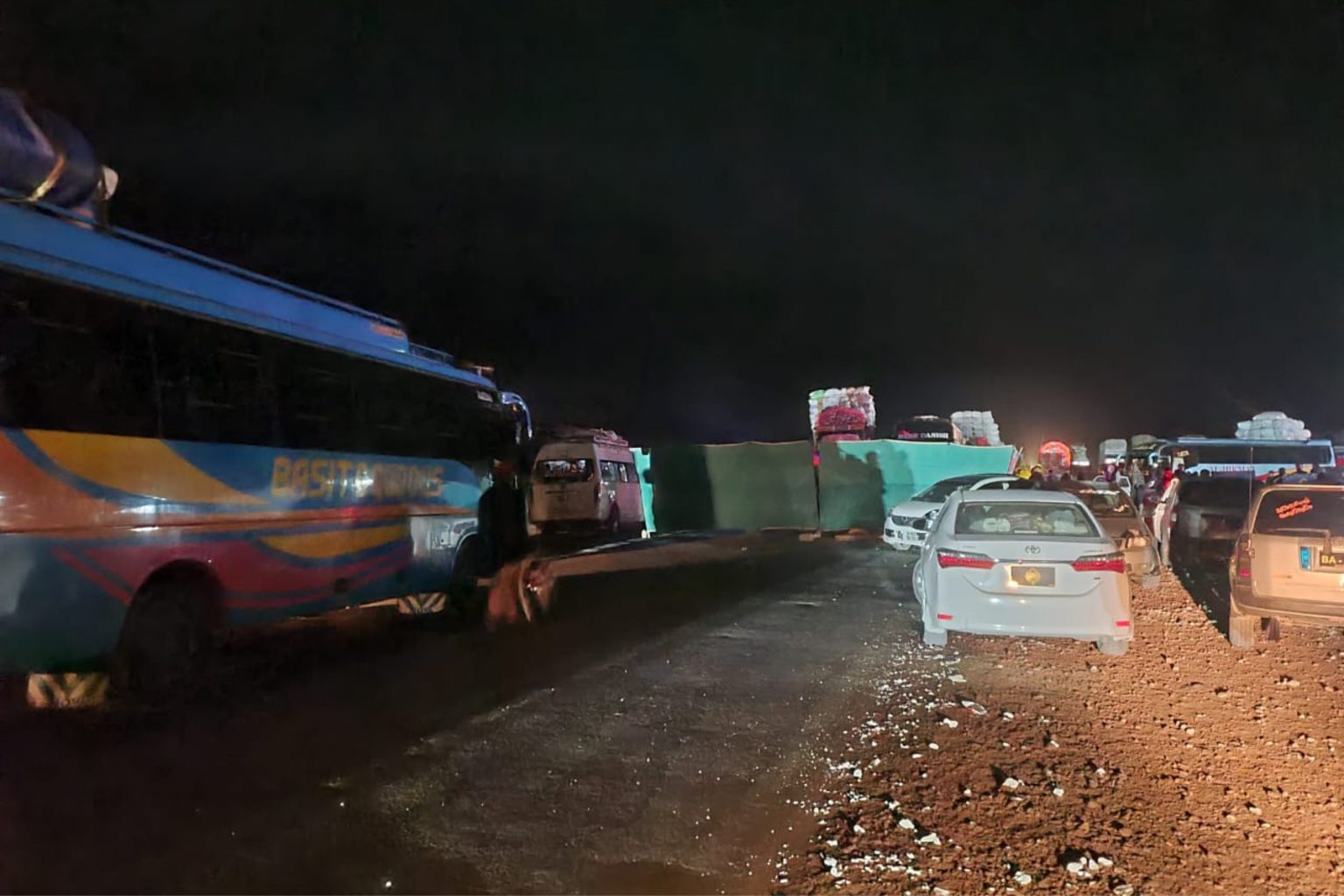 منگچر ءَ پاکستانی پوج ءِ دست ءَ یک مردمے بیگواہ، دمگی مردمانی نندانک