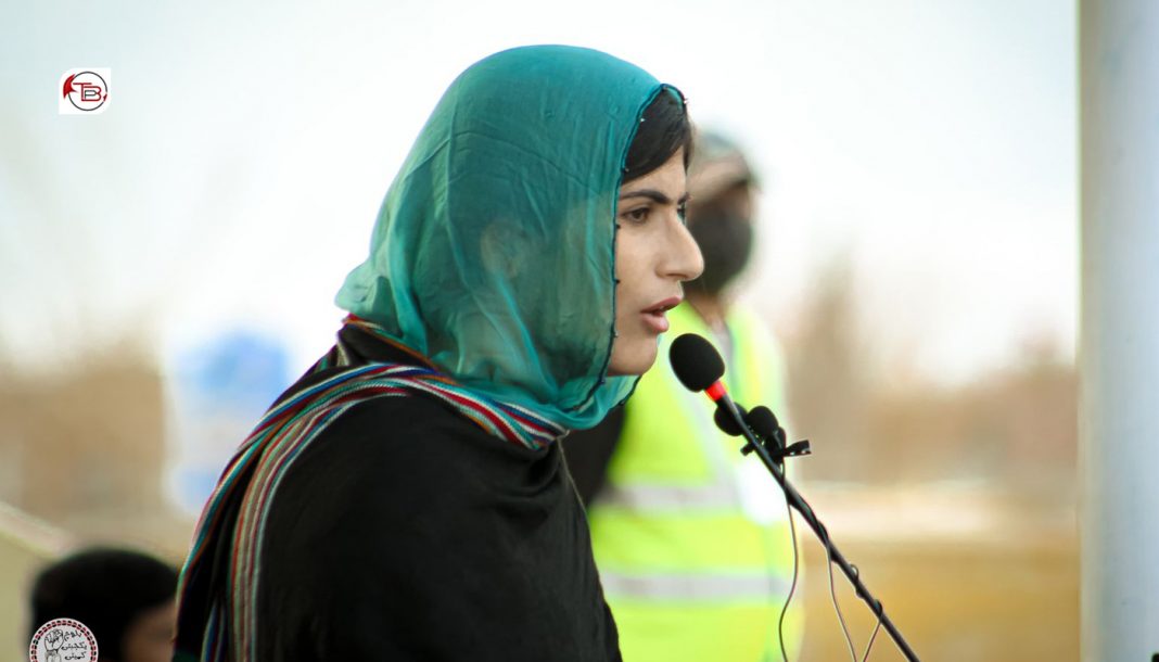شال پریس کلب ءِ دیم ءَ بیگواھیں مردمانی کھول وتی توار چست کنگ ھم موکل دیگ نہ بیتگ- سمی دین بلوچ