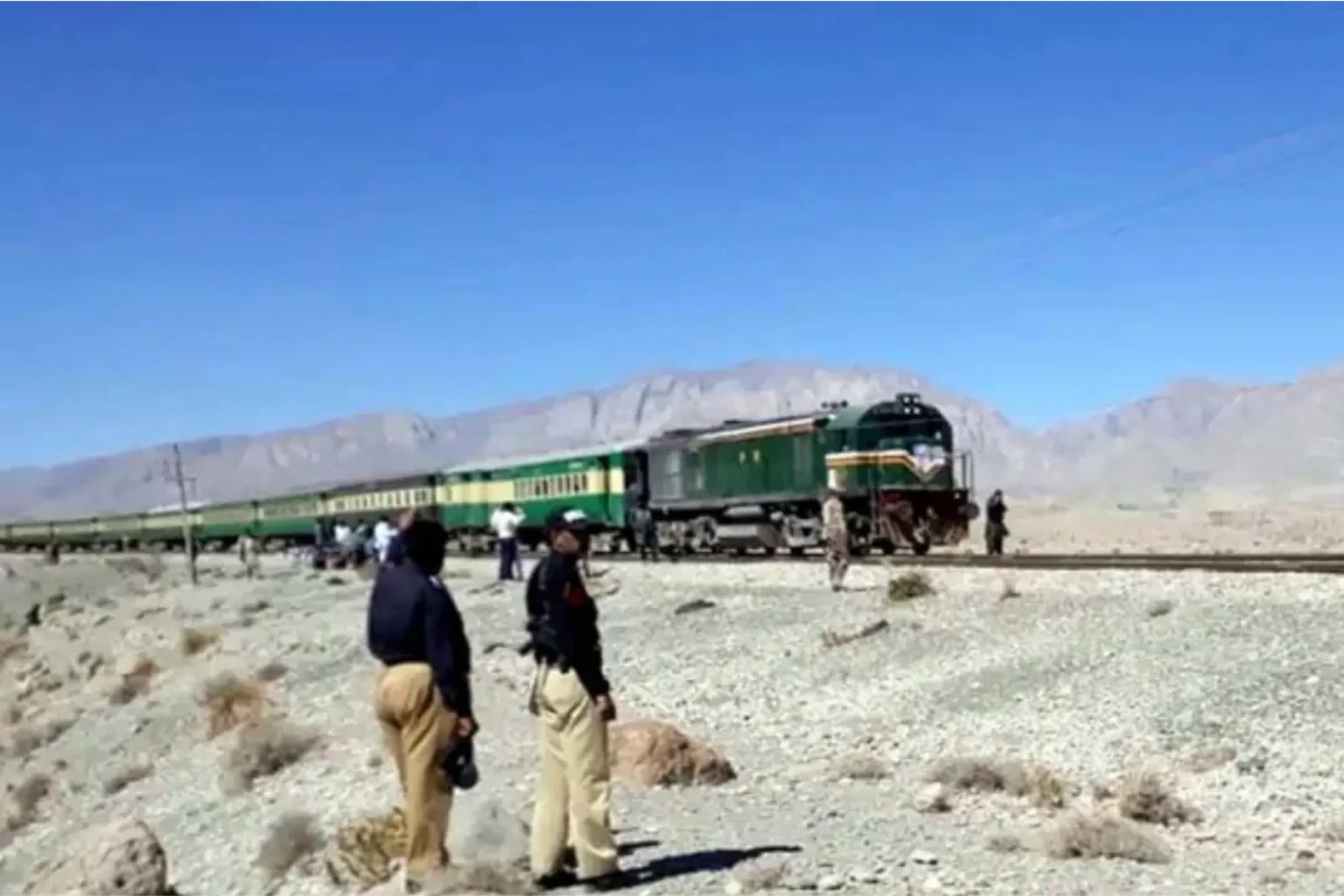 جعفر ایکسپریس ءِ سر ءَ قبضہ:آئی ایس پی آر ءِ ٹاہ ءُ زمینی ءِ راستیں جاورھال