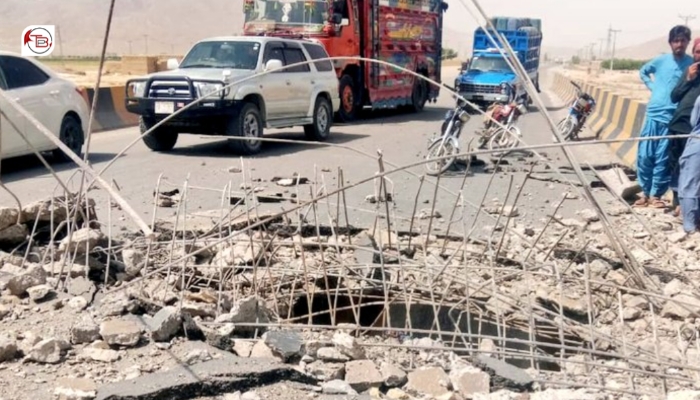 کلات: پھل ءَ بمب تراک، تراک ءَ پھل تباہ بوتگ