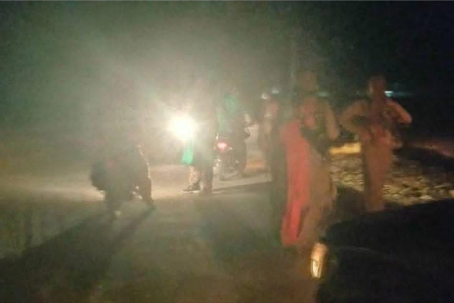 نوشکی: کردگاپ ءِ دمگ سلاہ بندیں مردماں کنٹرول کتگ، شھدگ ءِ سر ءَ ناکہ بندی
