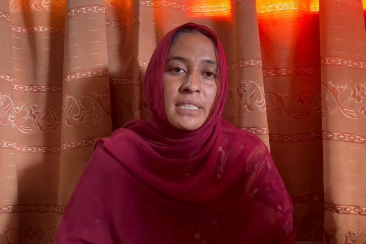 منی کستریں گھار ءَ ھوار چار زالبول گوستگیں شپ ءَ زورانسری دزگیر کتگ ءُ ناشناسیں جاھے ءَ برتگ-سیما بلوچ