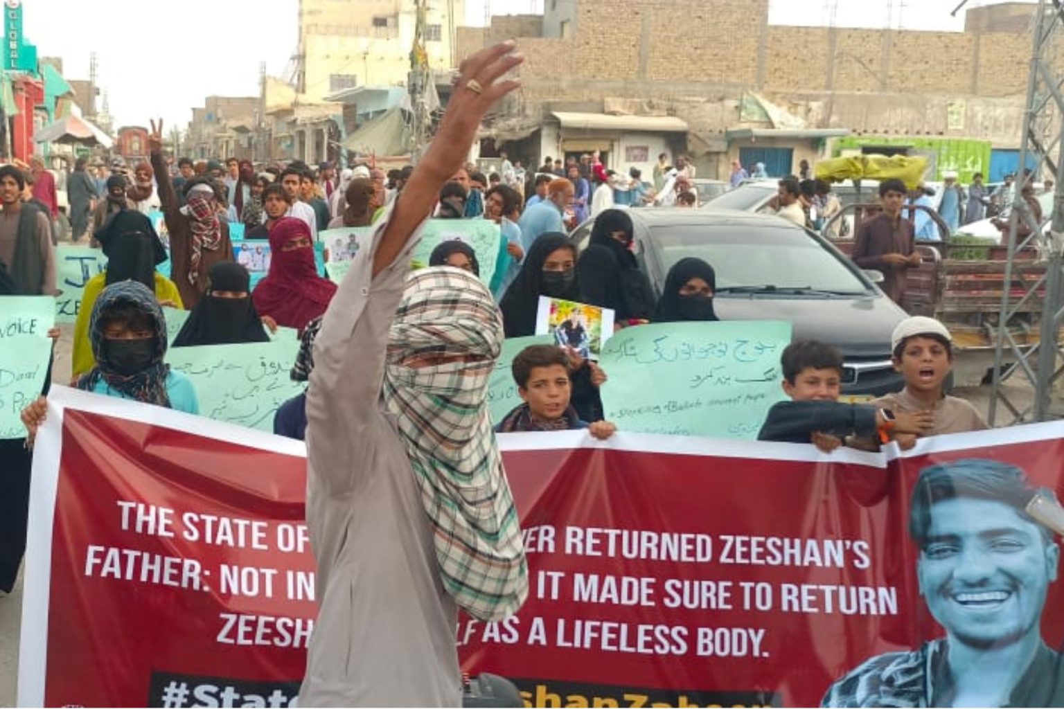 دالبندین : بلوچ یکجھتی کمیٹی ءِ نیمگ ءَ چہ سرجمی ءَ تھتگ بندیں ھڑتال ءُ زھرشانی روانک کشگ بیتگ