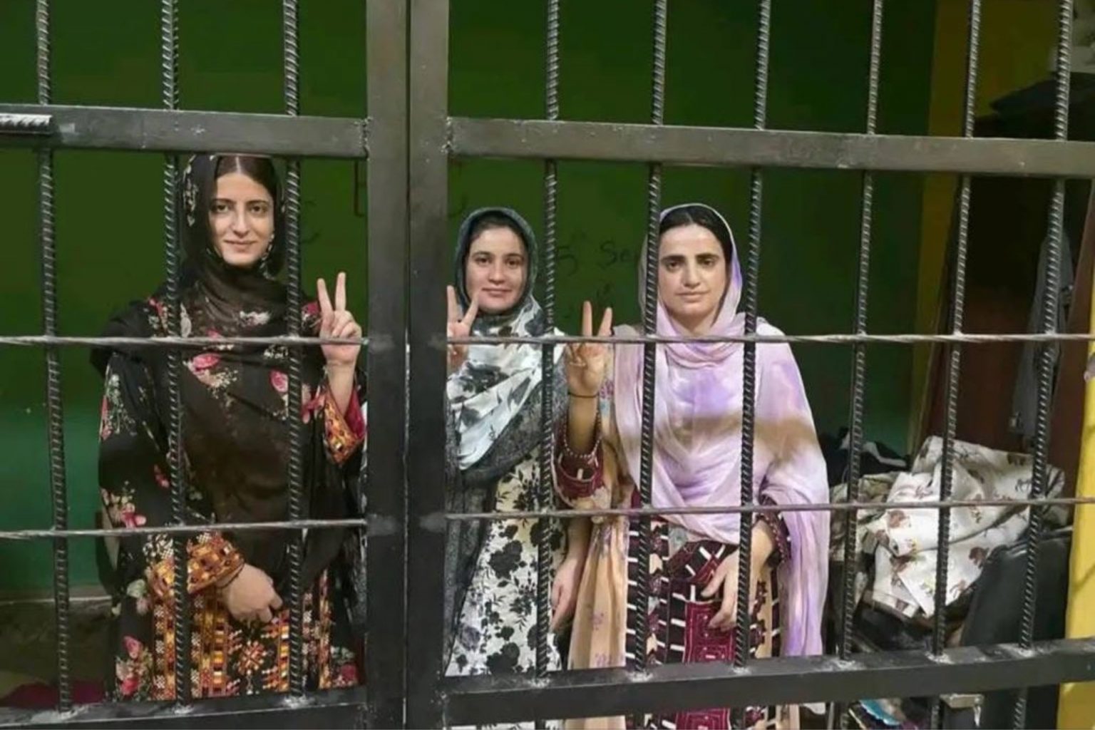 راستی گٹگیر کنگ بوگ ءَ انت، سیاسی بگیرداری ءِ جرم نامو دیگ بوگ ءَ انت- بی وائی سی