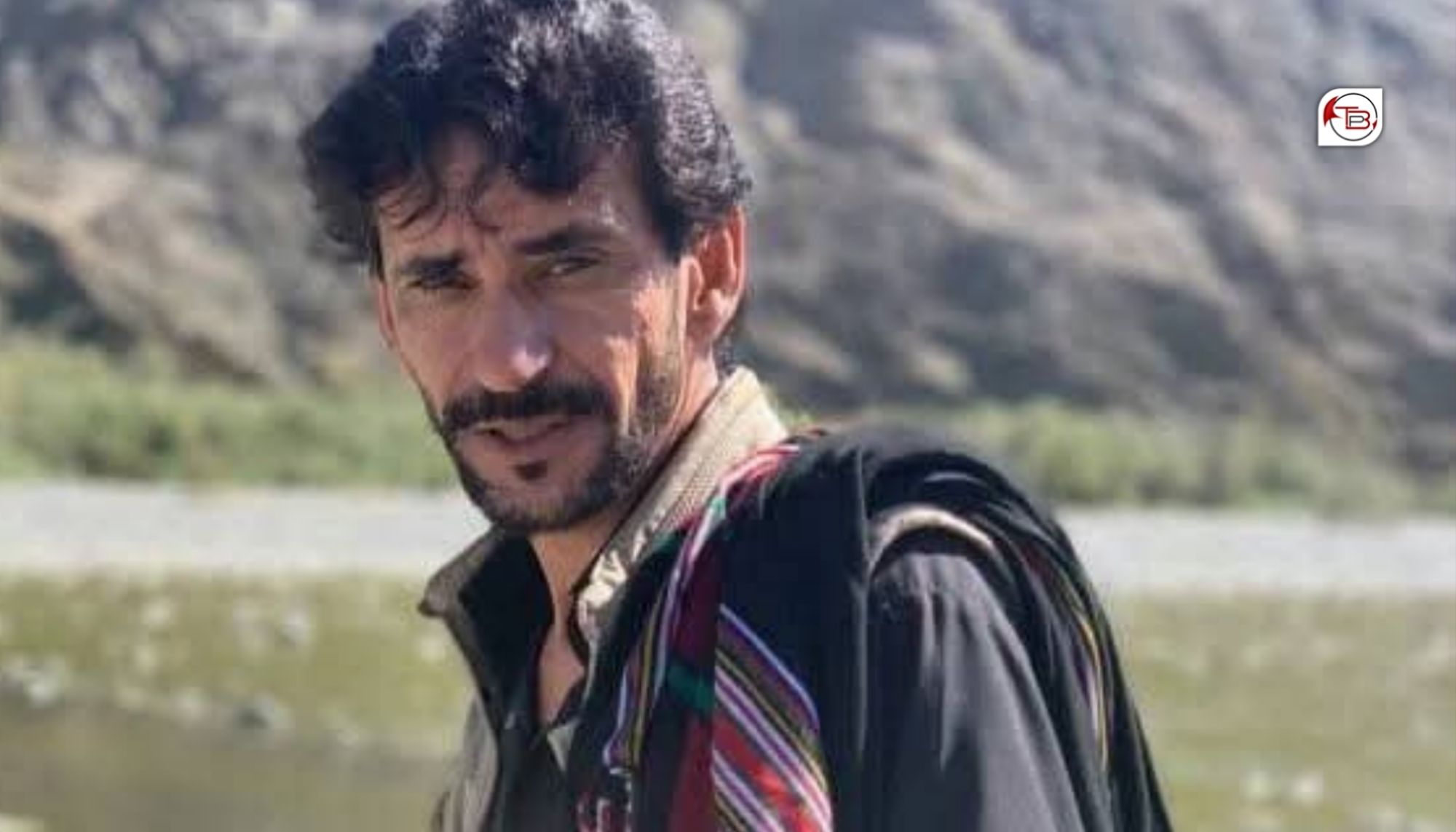 تمپ: آشوبی گشندہ استاد منھاج مکتار ءِ سر ءَ ریاستی ڈیتھ اسکواڈ ءِ بیڑ، زھگ ءُ زالبول ترسینگ