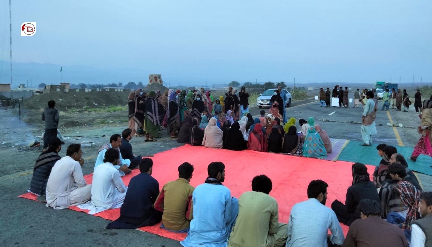 تربت ءَ ورنا ءِ زورانسری آوار جنی ءِ ھلاپ ءَ یکرندے پد ءَ زھرشانی دگ بند وھدے کیچ ءِ جھمنندے چہ ھاران ءَ بیگواہ