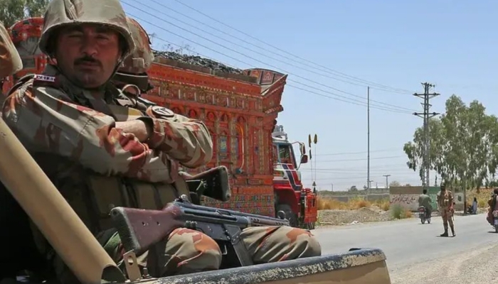 گوادر: پولیس ءِ پوسٹ ءِ سر ءَ اُرش ءُ دستیگ، پوجی کاروان ءِ سر ءَ اُرش کنگ بوتگ