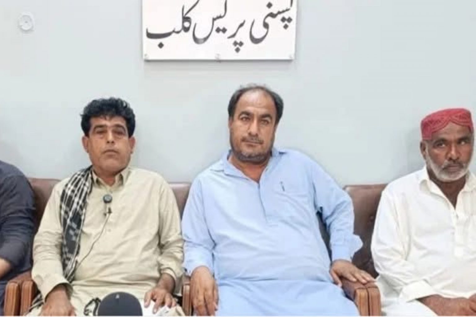 پسنی: دمگی مردماں پریس کانفرنس، سی ٹی ڈی ءِ کارندہ ءِ سر ءَ پِت ءُ پیروکی زمینانی دستیگ کنگ ءِ بھتام