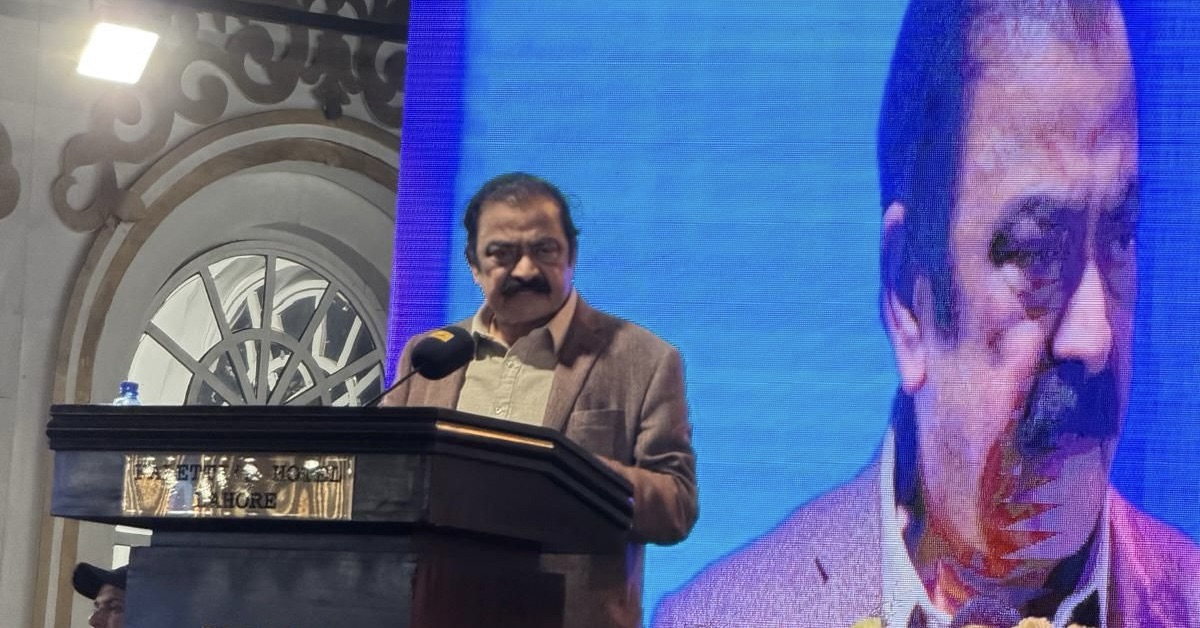 عاصمہ جھانگیر کانفرنس رانا ثناء اللہ ءِ نیمگ ءَ چہ بیگواھیں مردماں چہ ھمگرنچ ھیال درشانی ءِ سر ءَ تُرندیں زھرشانی، نندوک درتکگ اَنت