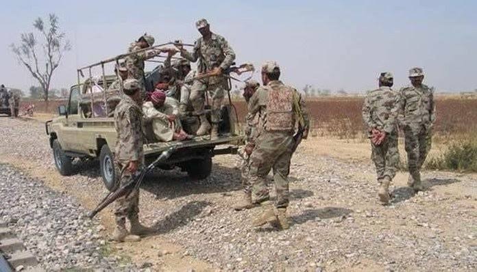 نوشکی : کلی مینگل ءُ قادر آباد پاکستانی پوج ءِ انگیر ءَ اِنت، بیست ءُ دو مردم زورانسری بیگواہ