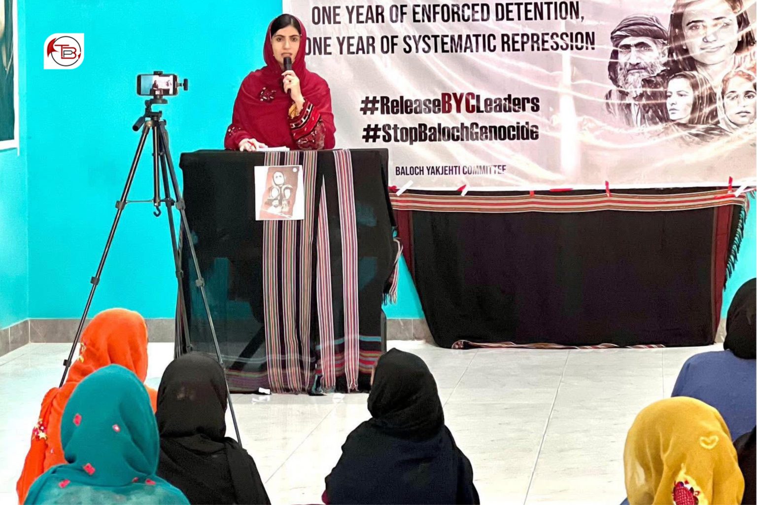 کراچی ءَ بی وائی سی ءَ ماھانگ مھم ءِ درچ ءَ سیمینارے برجم داشتگ