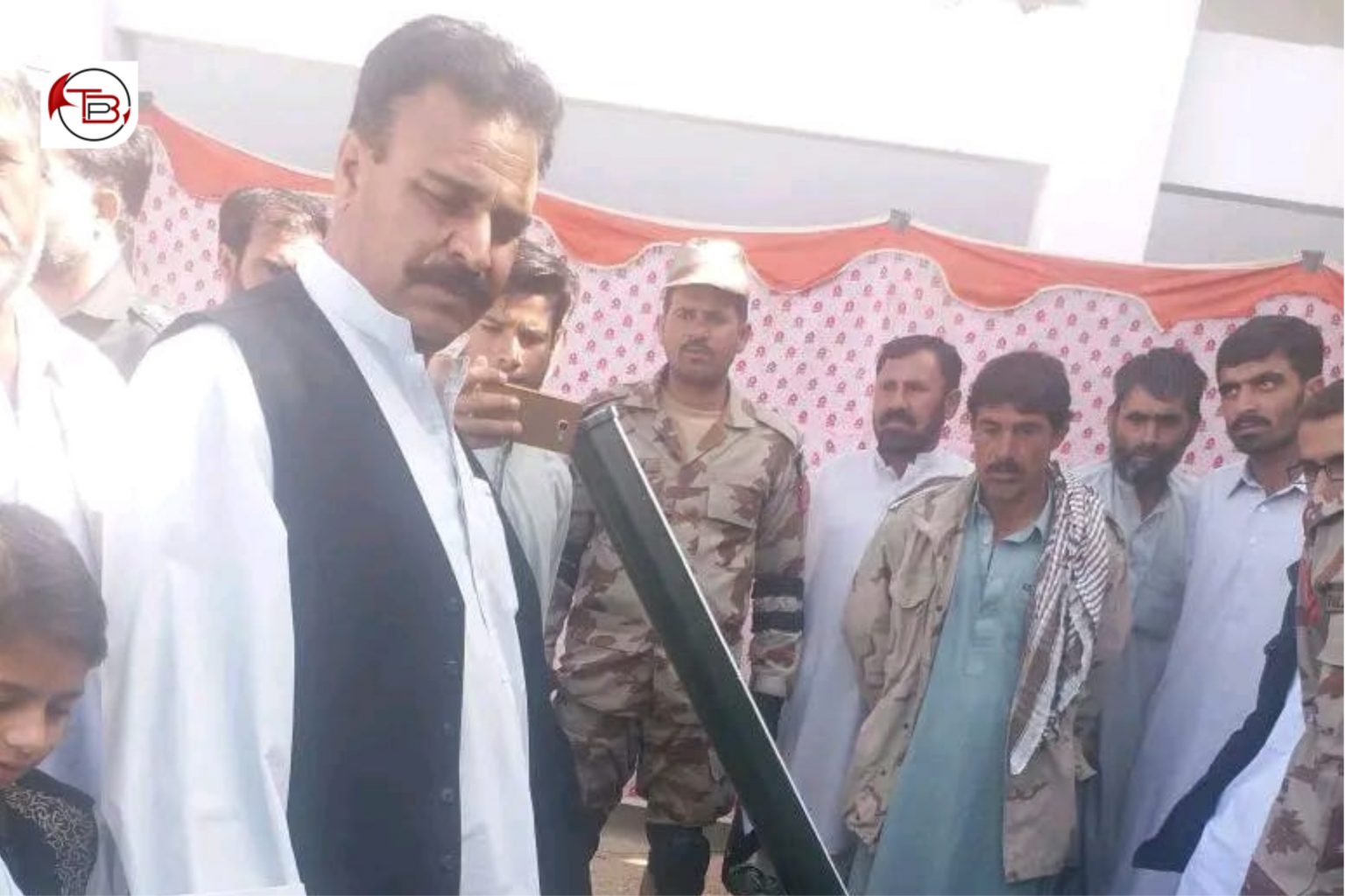مستونگ : سورگرز ءِ ھند سر ءَ سلاہ بندیں مردماں ناکہ بندی، ٹکی سردار چُک ءَ ھوار بیگواہ