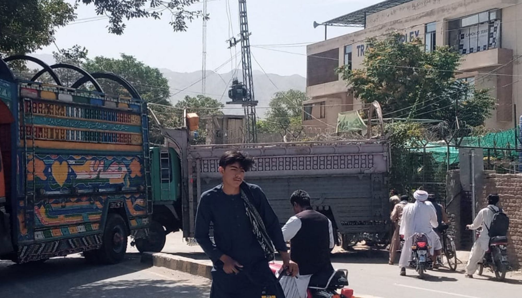 بلوچستان ءَ سیکیورٹی ترس ءِ بنیاد ءَ داں سیزدہ اگست ءَ بہ گر داں پانزدہ اگست ءَ بس سروس بند